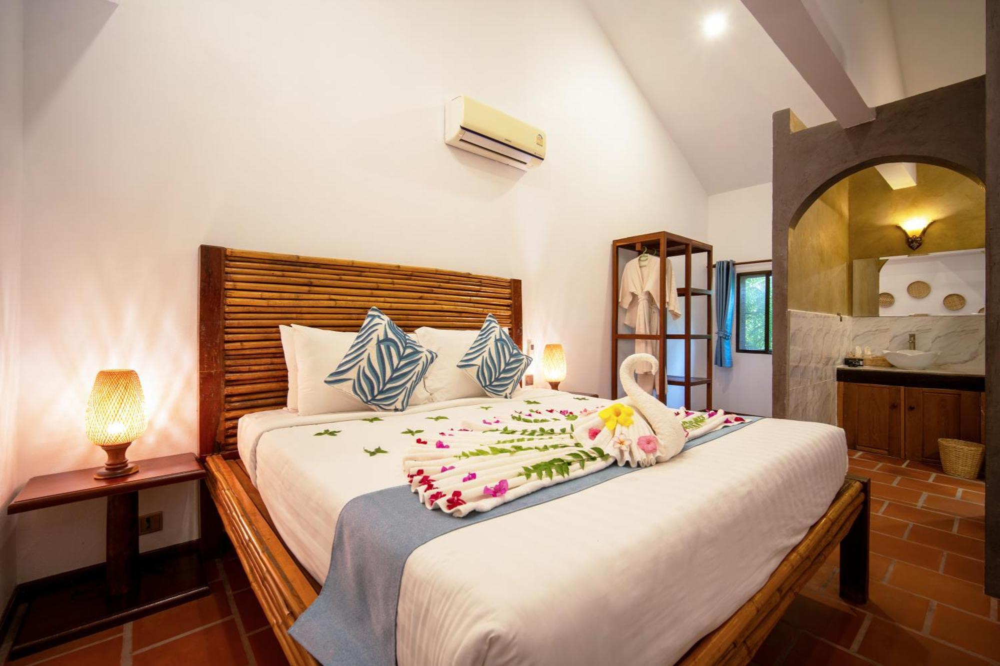 Authentic Khmer Village Resort Сіємреап Екстер'єр фото
