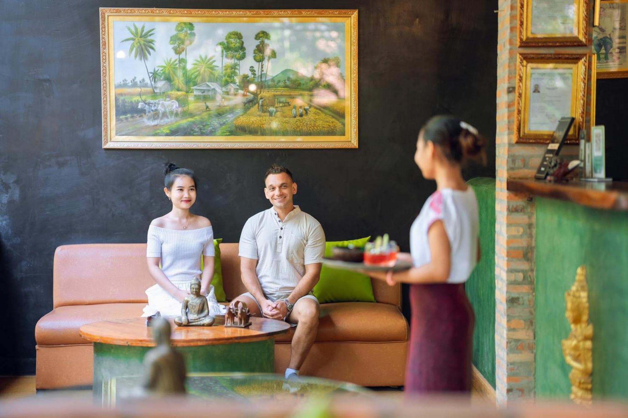 Authentic Khmer Village Resort Сіємреап Екстер'єр фото