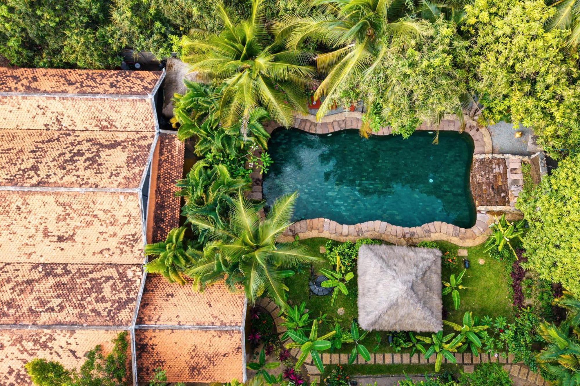 Authentic Khmer Village Resort Сіємреап Екстер'єр фото